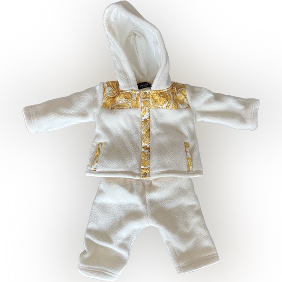 Versace Barocco Baby Fleece Hoodie Set - 3-6mos - Picture 2 of 7